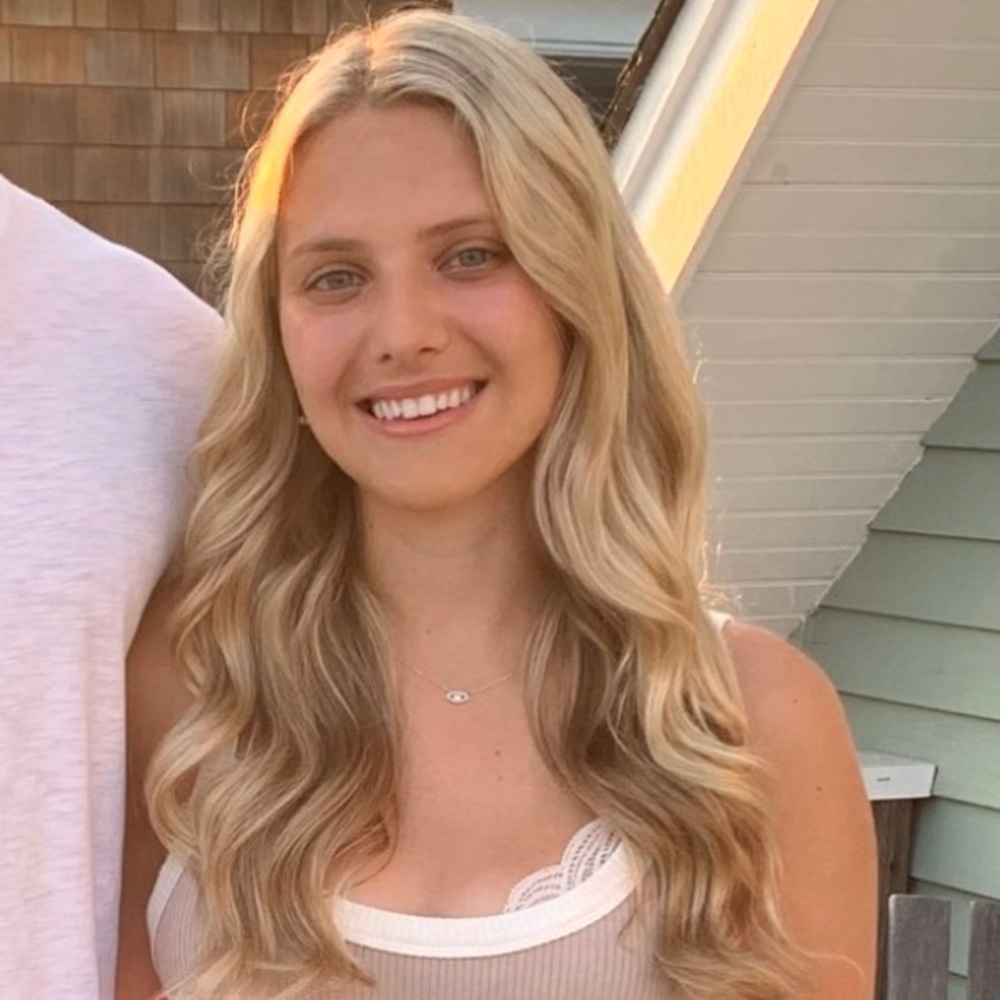 Meet your Posher, Leah